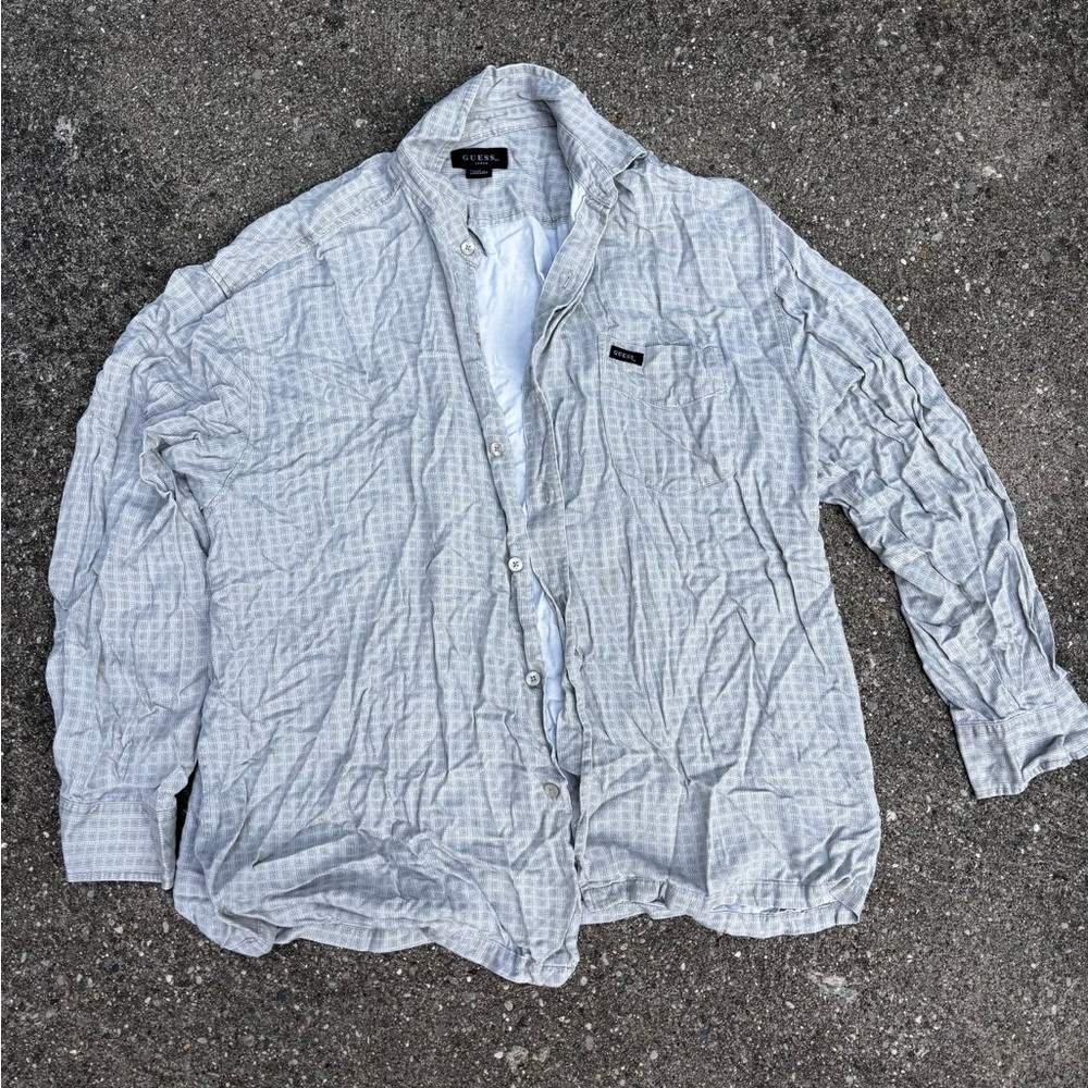 Vintage XL Guess pearl color button up shirt